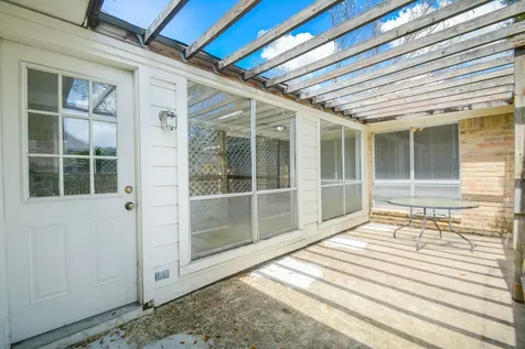 10811 Vickijohn Court Houston TX 77071