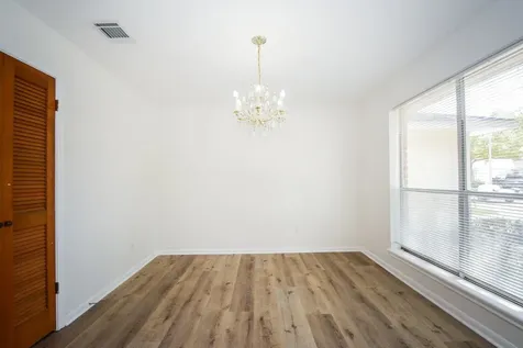 10811 Vickijohn Court Houston TX 77071