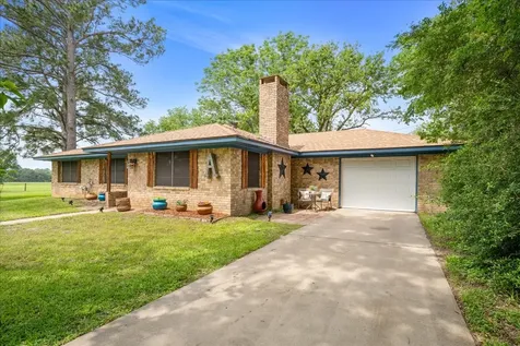795 Bader Road Bellville TX 77418