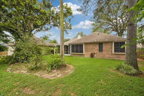 2317 Champion Drive Pearland TX 77581