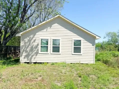 102 Elmfield Street Houston TX 77047