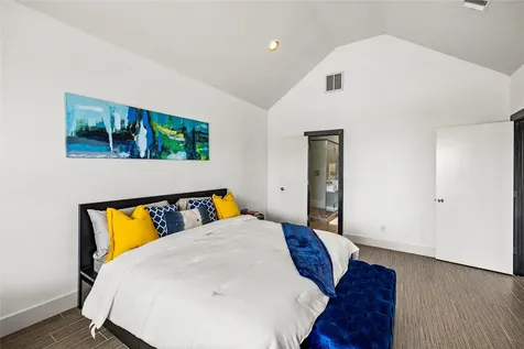 3910 Palmdale Court Galveston TX 77554