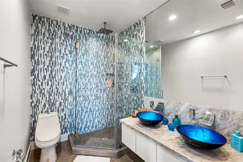3910 Palmdale Court Galveston TX 77554