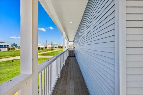 3910 Palmdale Court Galveston TX 77554