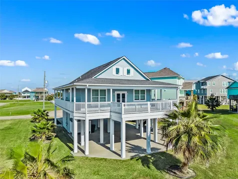 3910 Palmdale Court Galveston TX 77554