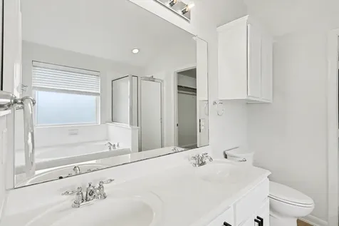 2705 Golden Creek Lane Pearland TX 77584