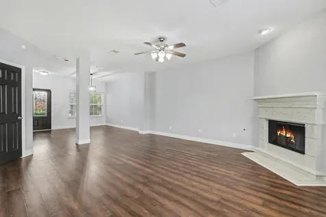 2705 Golden Creek Lane Pearland TX 77584