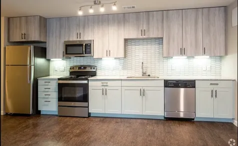 2401 E Oltorf Street Austin TX 78741