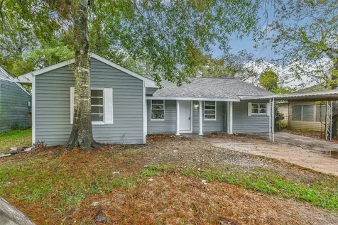 500 Farrer Street Angleton TX 77515