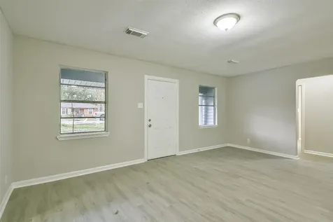 500 Farrer Street Angleton TX 77515