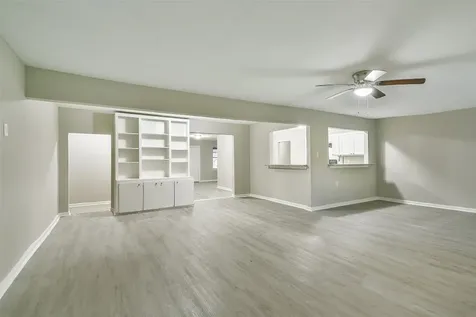 500 Farrer Street Angleton TX 77515