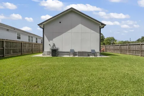 7393 Fairway Drive B Houston TX 77087