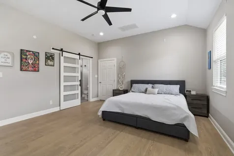 7393 Fairway Drive B Houston TX 77087
