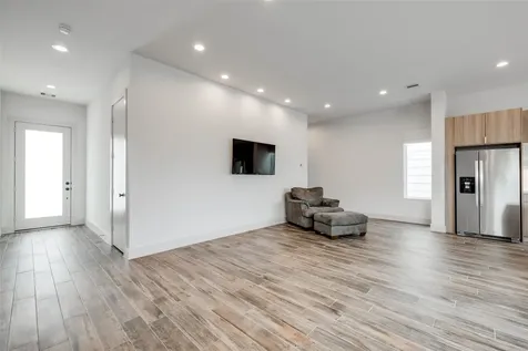 4402 Santorini Lane Houston TX 77045