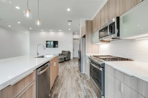 4402 Santorini Lane Houston TX 77045