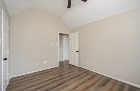 6801 Paigetree Lane Pearland TX 77584