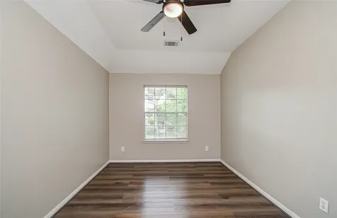 6801 Paigetree Lane Pearland TX 77584