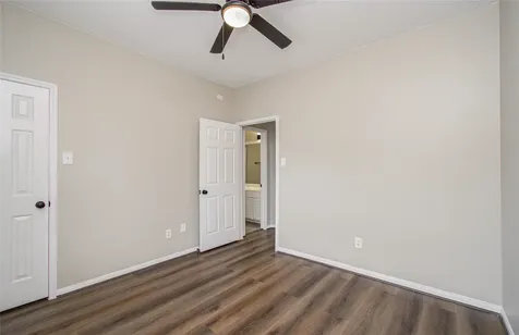 6801 Paigetree Lane Pearland TX 77584