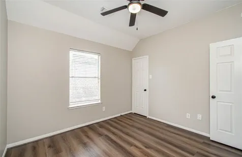 6801 Paigetree Lane Pearland TX 77584