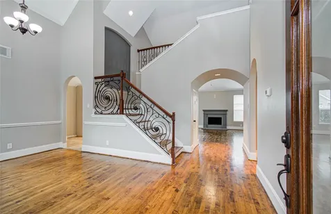 6801 Paigetree Lane Pearland TX 77584