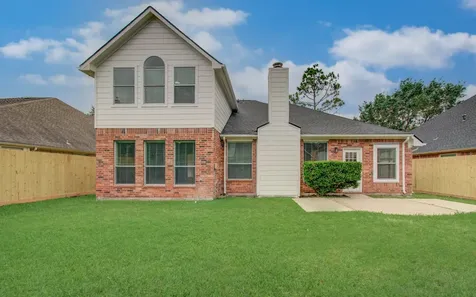 6801 Paigetree Lane Pearland TX 77584