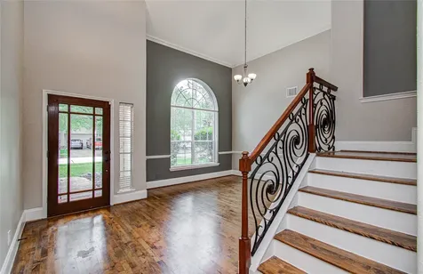 6801 Paigetree Lane Pearland TX 77584