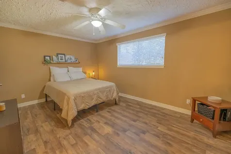 11918 Dorrance Lane Meadows Place TX 77477