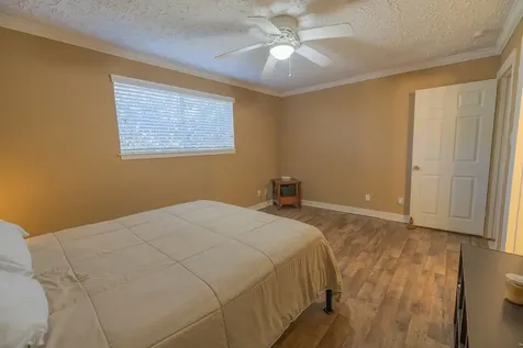 11918 Dorrance Lane Meadows Place TX 77477