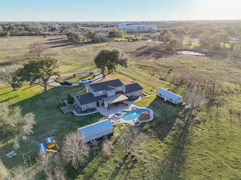 43910 Highway 290 Business Prairie View TX 77484