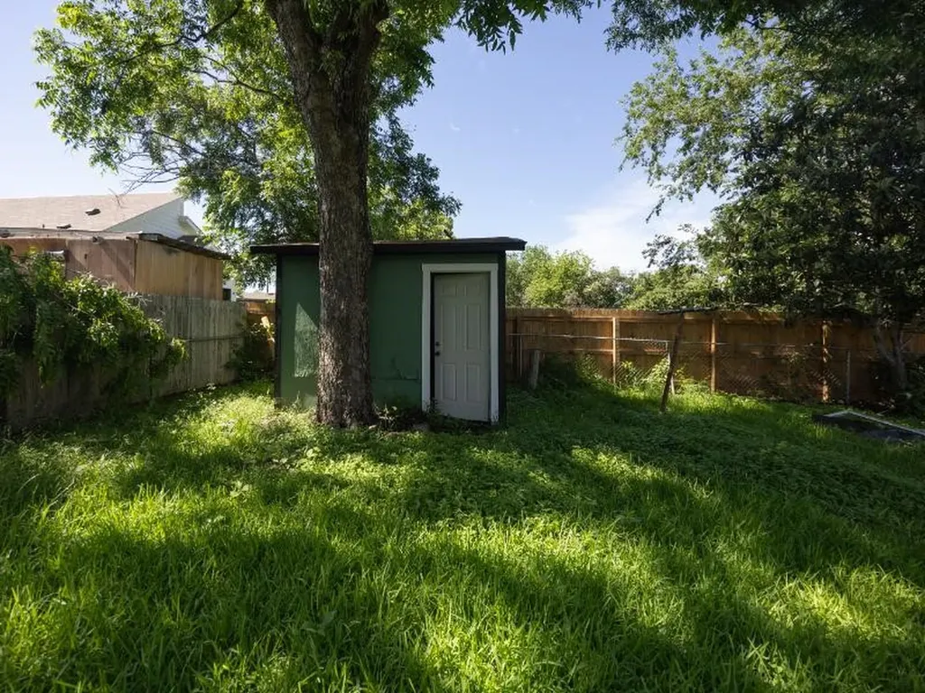 3111 Hicks Avenue San Antonio TX 78210