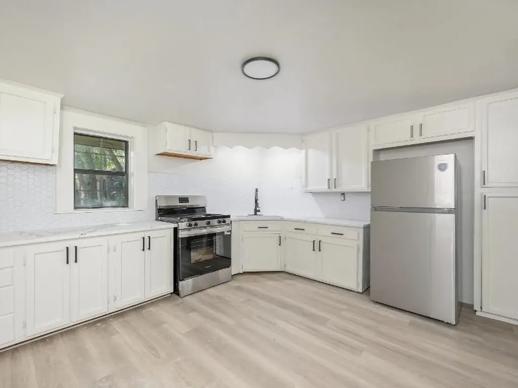 3111 Hicks Avenue San Antonio TX 78210
