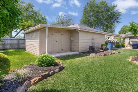 5219 Baywood Drive Pasadena TX 77505