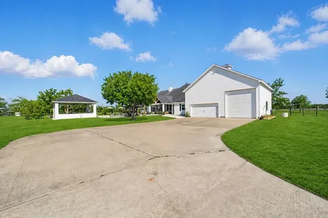 3103 Brundrett Road Wallis TX 77485