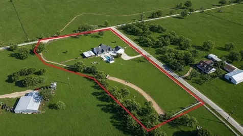3103 Brundrett Road Wallis TX 77485