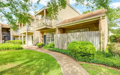 2100 Tanglewilde Street 349 Houston TX 77063