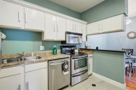 2100 Tanglewilde Street 349 Houston TX 77063