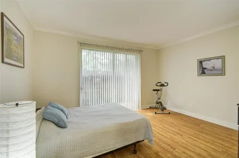 2100 Tanglewilde Street 349 Houston TX 77063