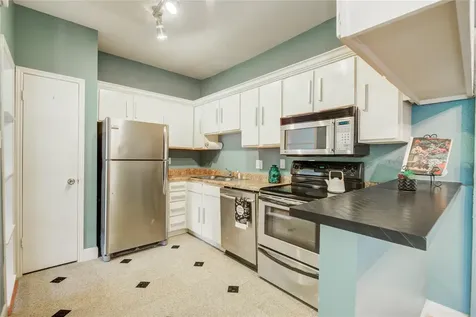 2100 Tanglewilde Street 349 Houston TX 77063