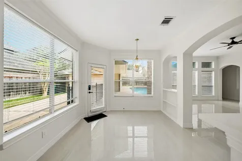 5622 Lake Place Houston TX 77041