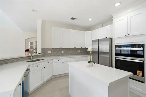 5622 Lake Place Houston TX 77041