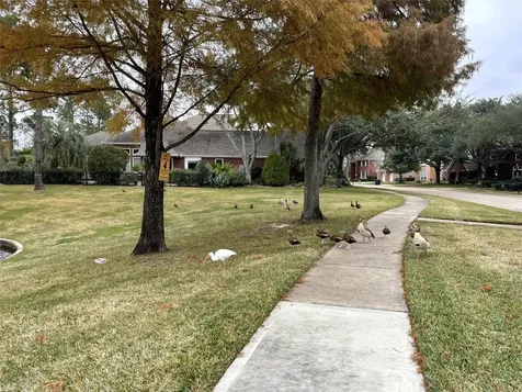 5622 Lake Place Houston TX 77041