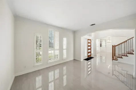 5622 Lake Place Houston TX 77041