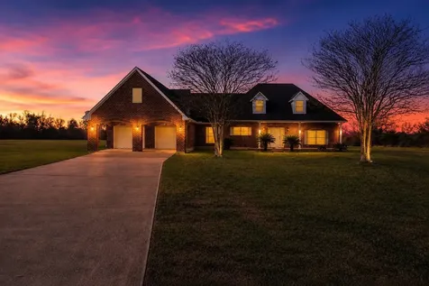 3627 Madison Avenue Beach City TX 77523
