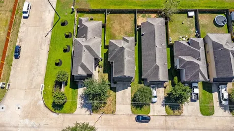 2515 Bammelwood Drive Houston TX 77014