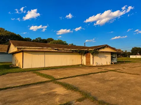 4206 2nd 1/2 Street Brookshire TX 77423