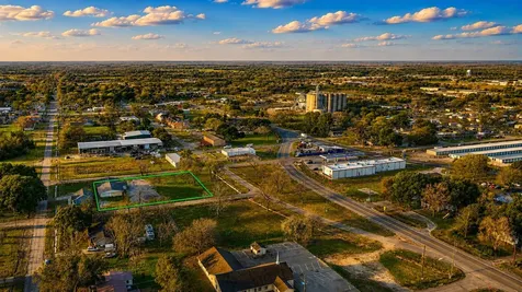 4206 2nd 1/2 Street Brookshire TX 77423