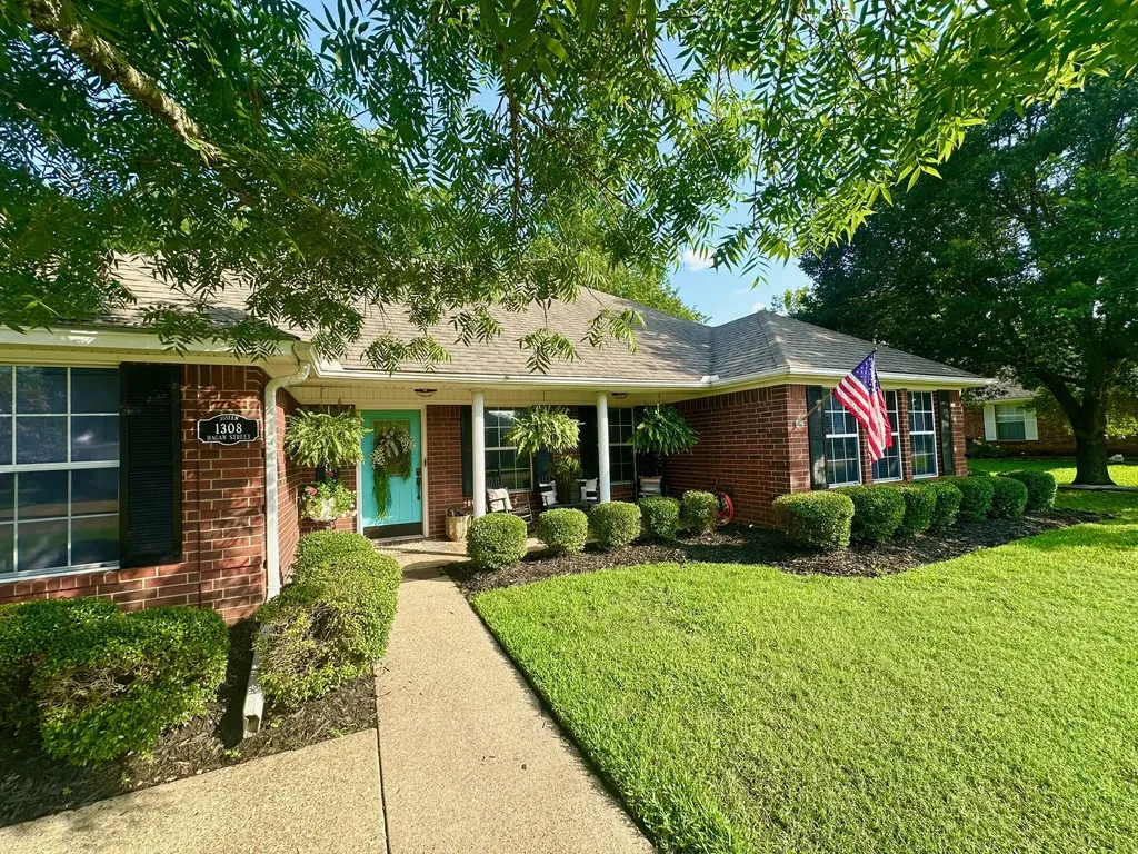 1308 Hagan Street Crockett TX 75835