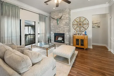 181 Wyndemere Drive Montgomery TX 77356