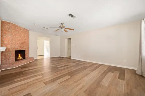 119 Ravenhead Drive Houston TX 77034