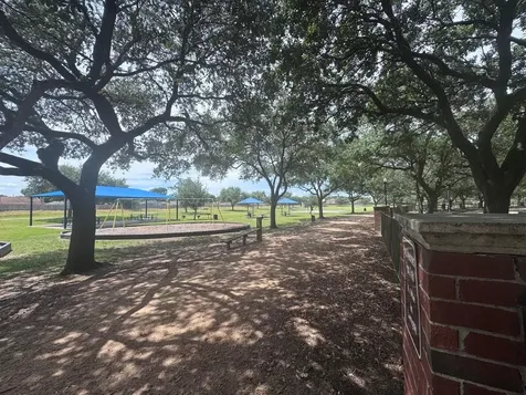 501 Valley Brook Drive La Porte TX 77571